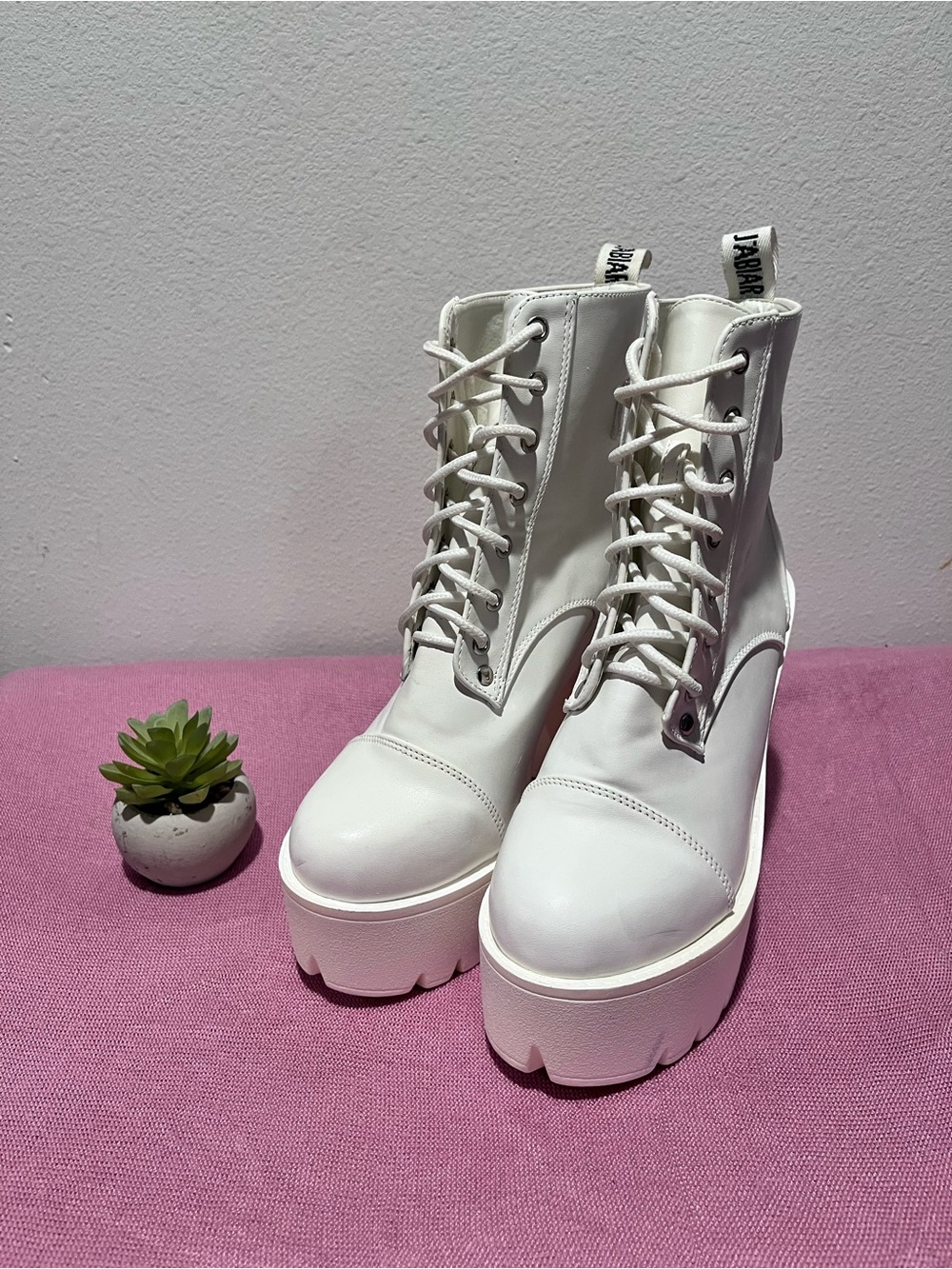 White Platform Lace-Up Chunky Heel Boots Size 8